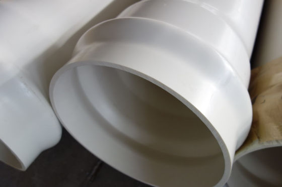 Ελαφρύ εύκολο στην εγκατάσταση PVC σωλήνα παροχής νερού υψηλή αντοχή σε έλξη για το έργο