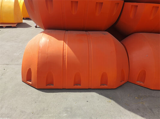 Πολυδιάστατες και ανθεκτικές πλωτές σωλήνες βύθισης κατάλληλες για διάφορες συνθήκες νερού που παρέχουν σταθερή υποστήριξη και σταθερότητα